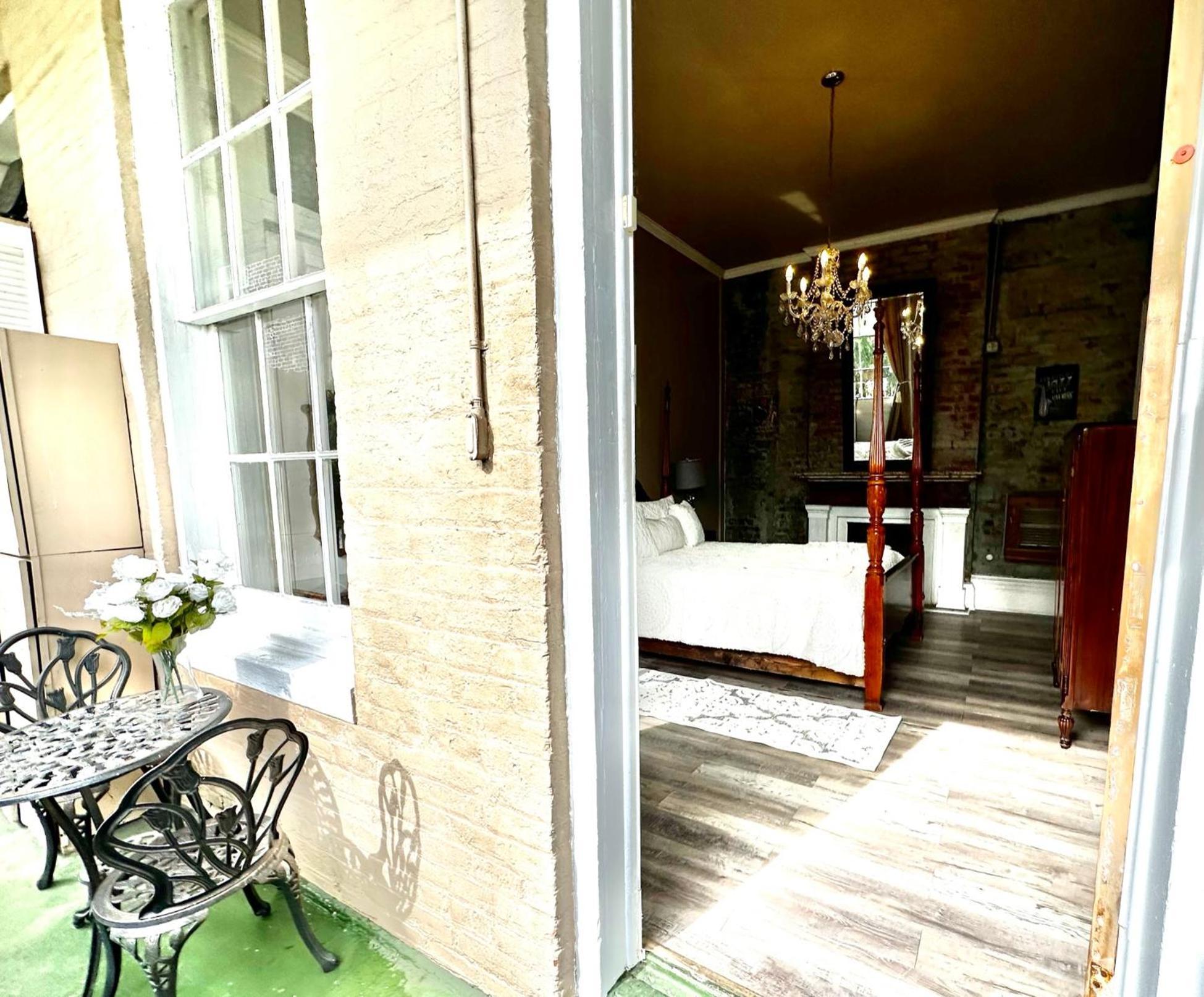 Fleur De Lis Mansion Bed & Breakfast New Orleans Bagian luar foto