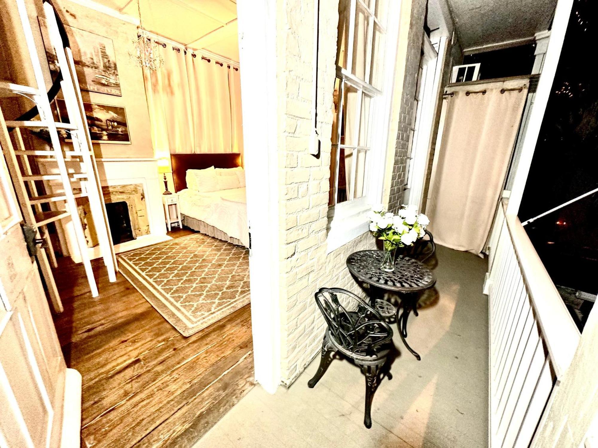 Fleur De Lis Mansion Bed & Breakfast New Orleans Bagian luar foto