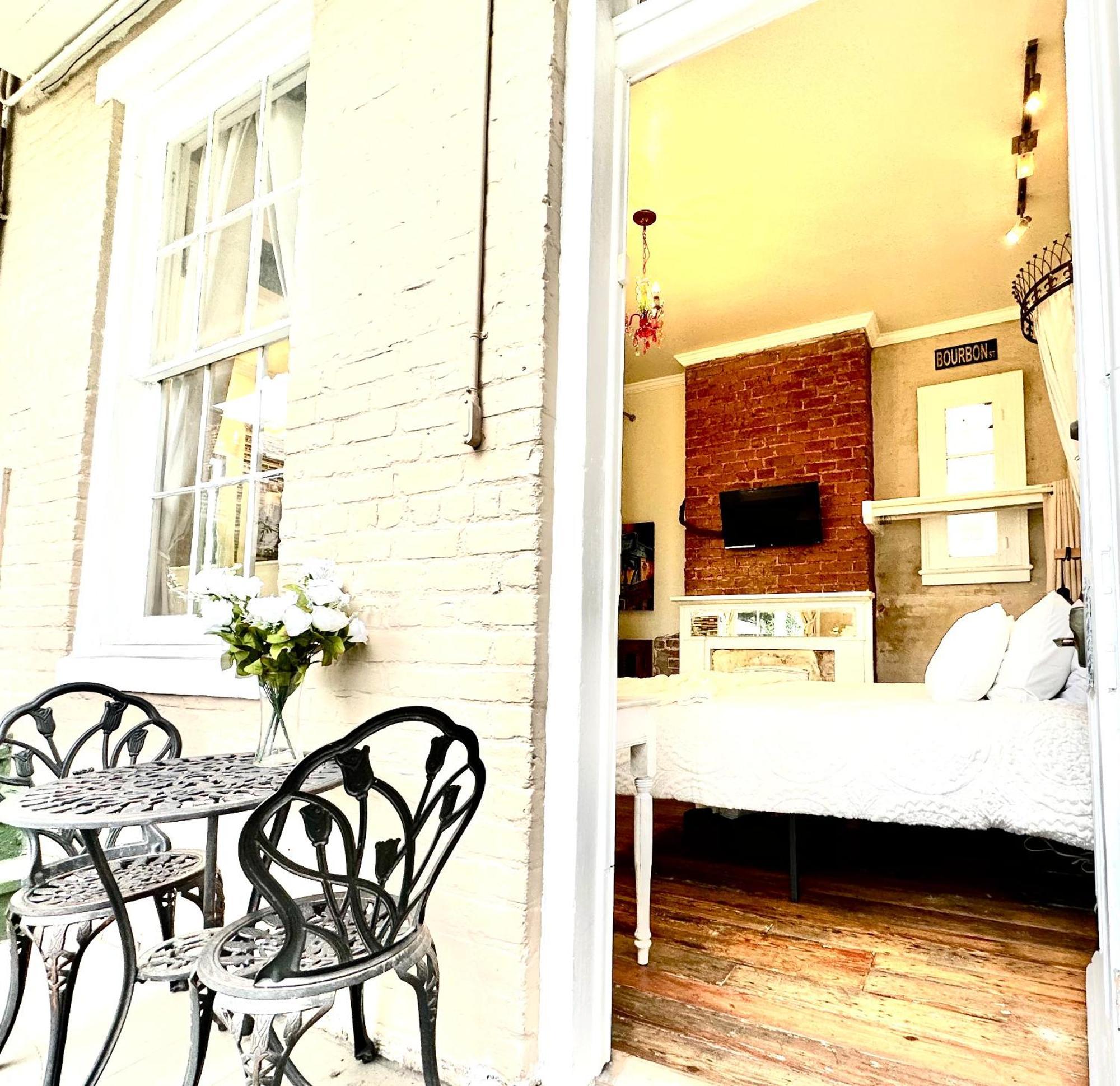 Fleur De Lis Mansion Bed & Breakfast New Orleans Bagian luar foto
